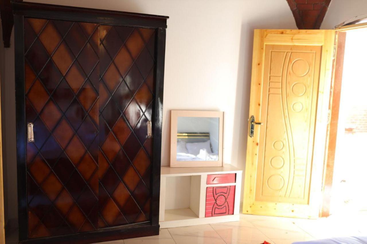 Quiet Gate Guest House Lel Agalta Zewnętrze zdjęcie